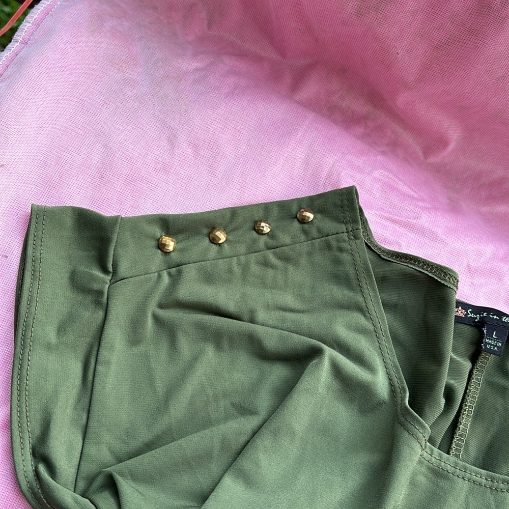 Single in the City Olive Army Green Cap Sleeves Blouse Gold Studs on Shoulders L